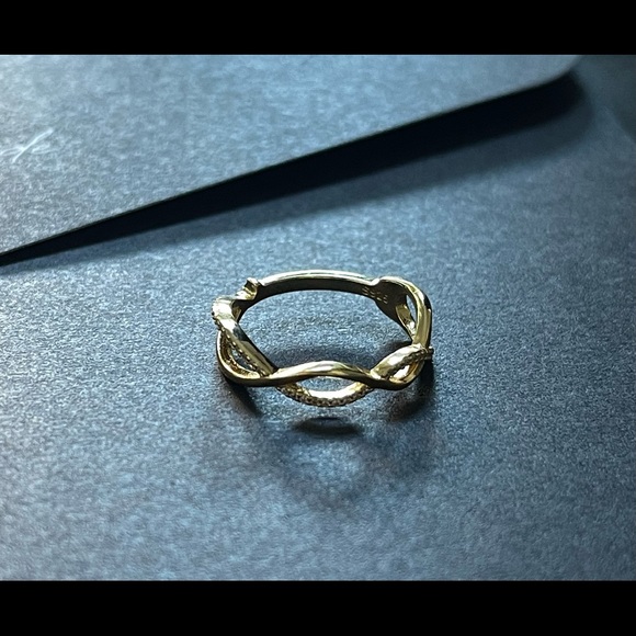 Ring - Picture 3 of 3